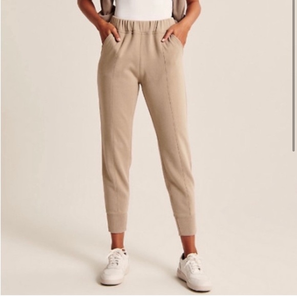 Abercrombie Soft AF City Joggers - Taupe - Picture 1 of 3